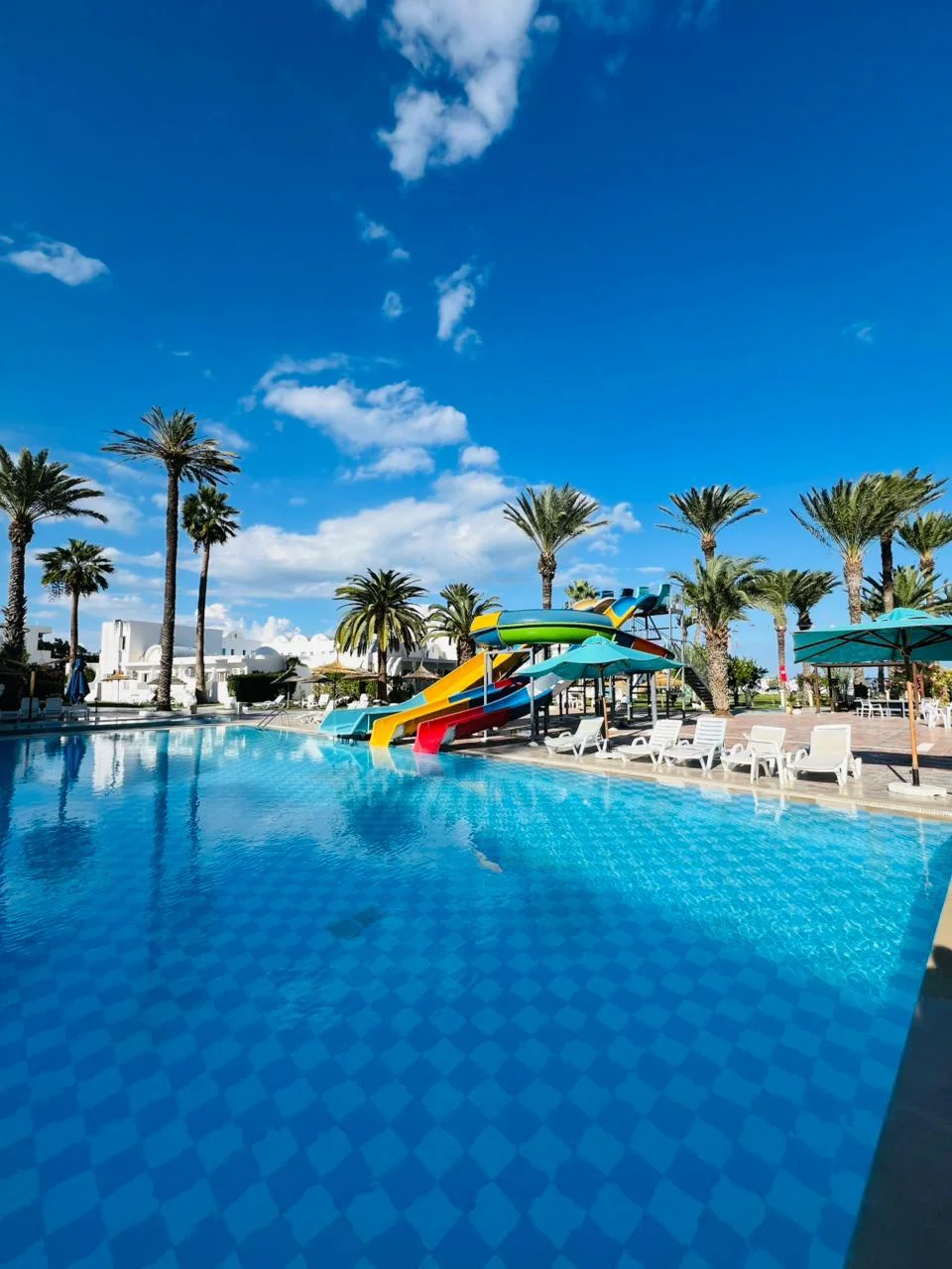 BEST BEACH HOTEL